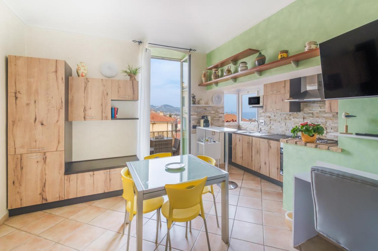 Matty'S Home - Center - Sea View - Free Parking - Strategic Area Sanremo Ngoại thất bức ảnh