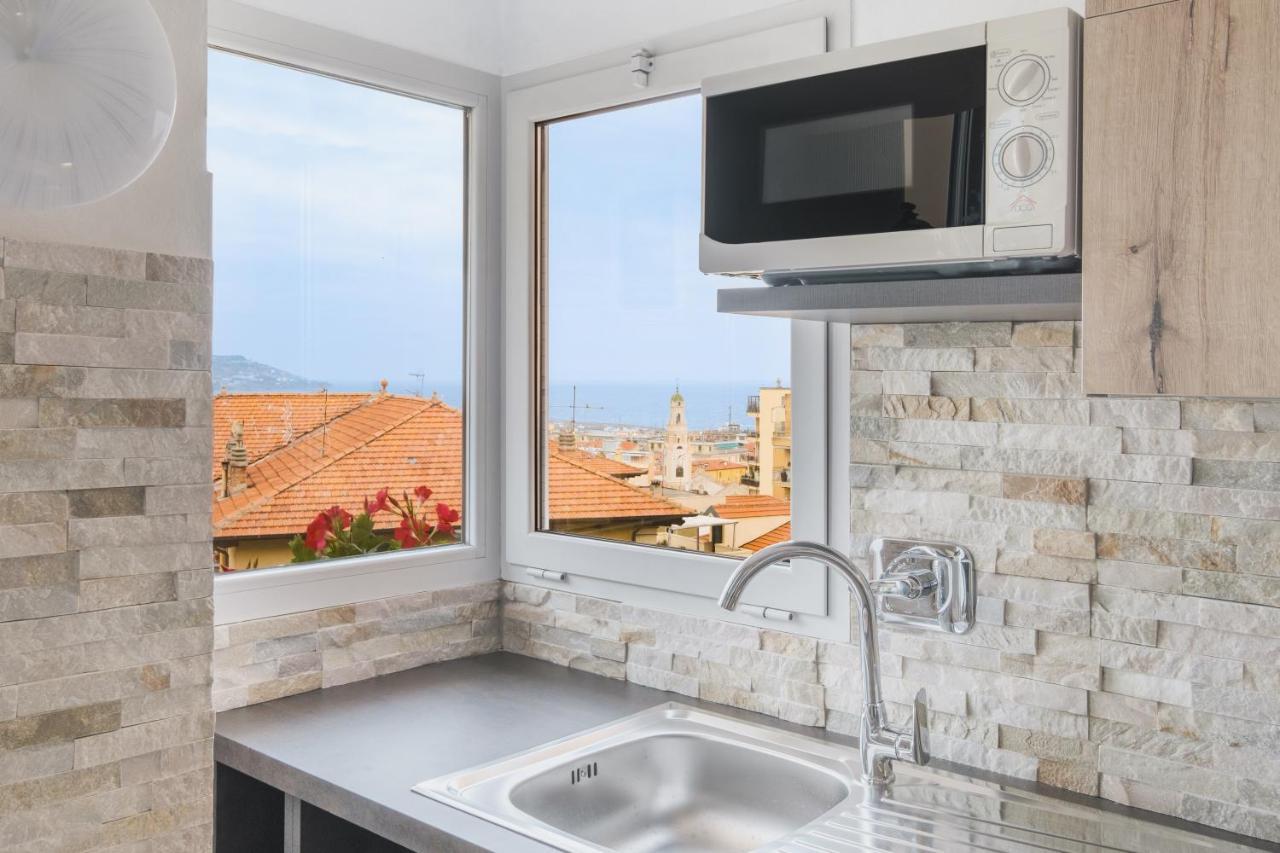 Matty'S Home - Center - Sea View - Free Parking - Strategic Area Sanremo Ngoại thất bức ảnh