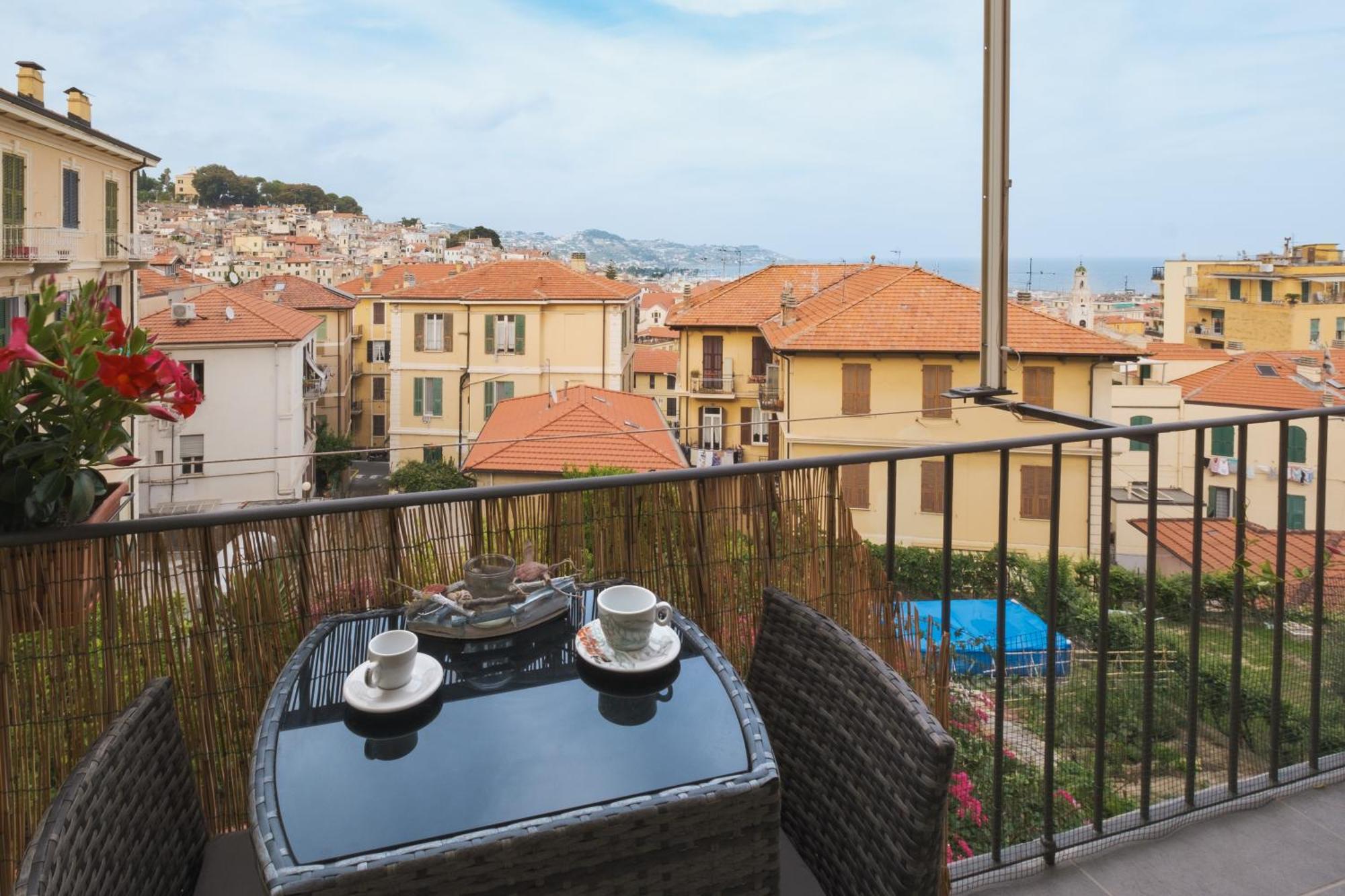 Matty'S Home - Center - Sea View - Free Parking - Strategic Area Sanremo Ngoại thất bức ảnh